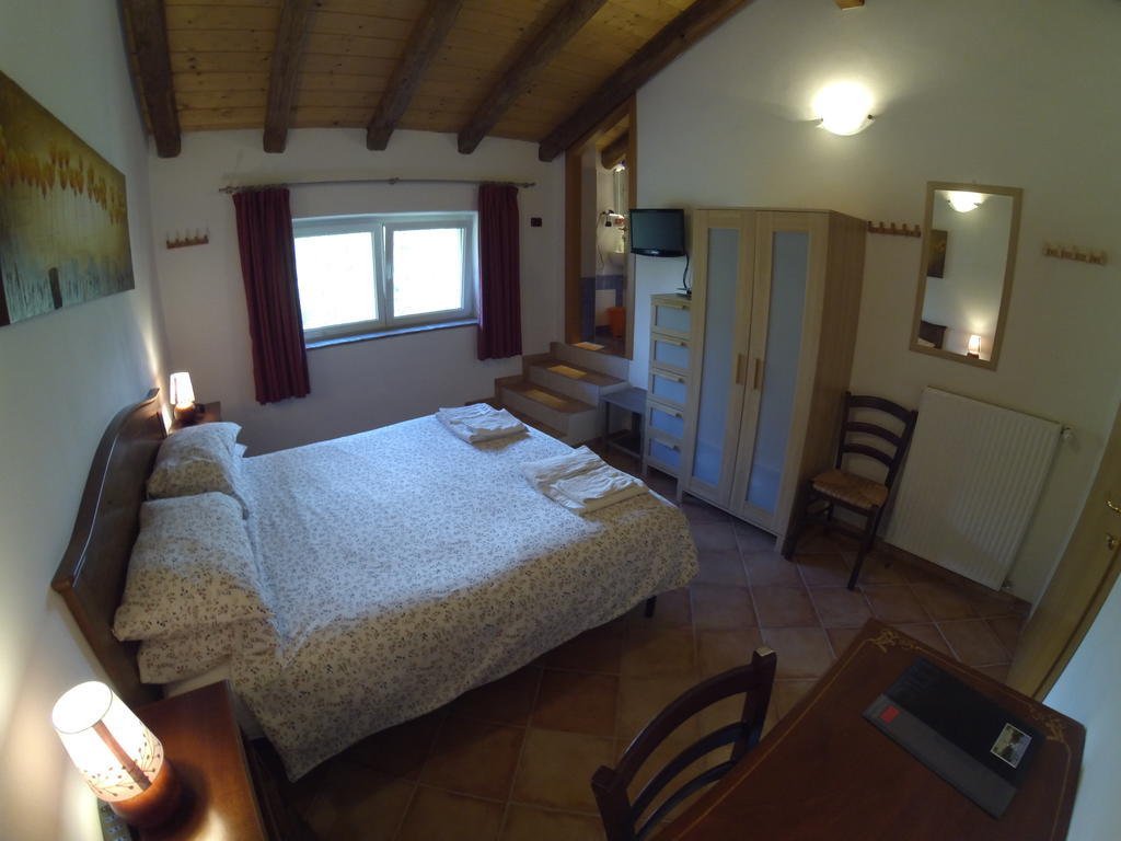 Al Campo Di Sotto Bed & Breakfast Buia Cameră foto