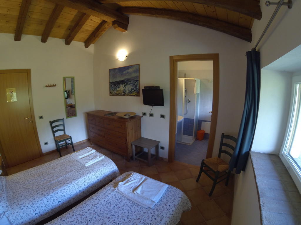 Al Campo Di Sotto Bed & Breakfast Buia Cameră foto