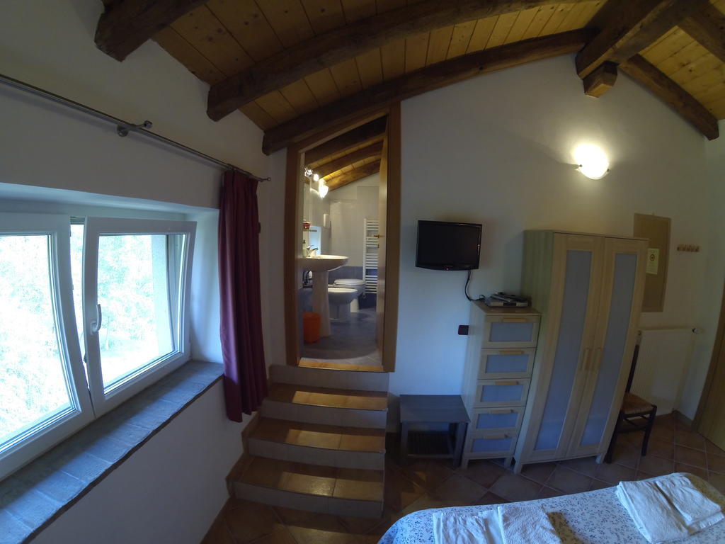 Al Campo Di Sotto Bed & Breakfast Buia Cameră foto