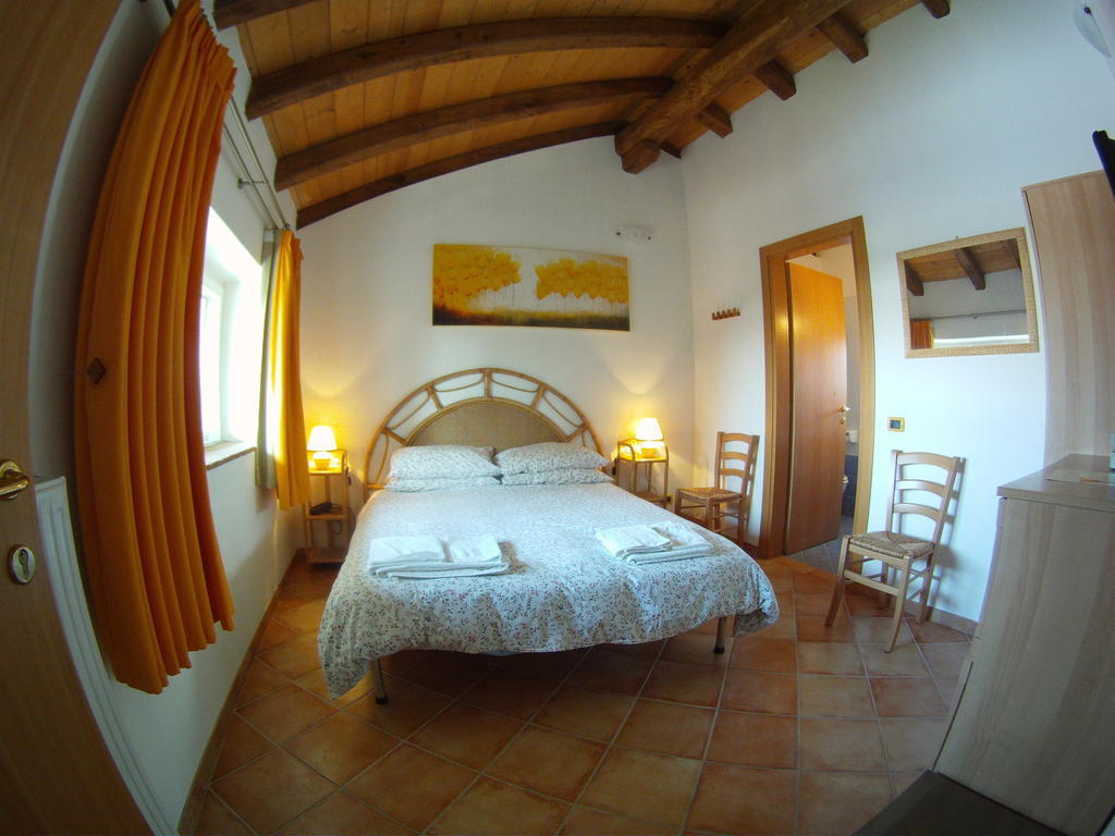 Al Campo Di Sotto Bed & Breakfast Buia Exterior foto